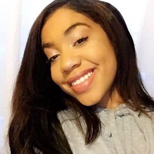 Meet your Posher, Naja